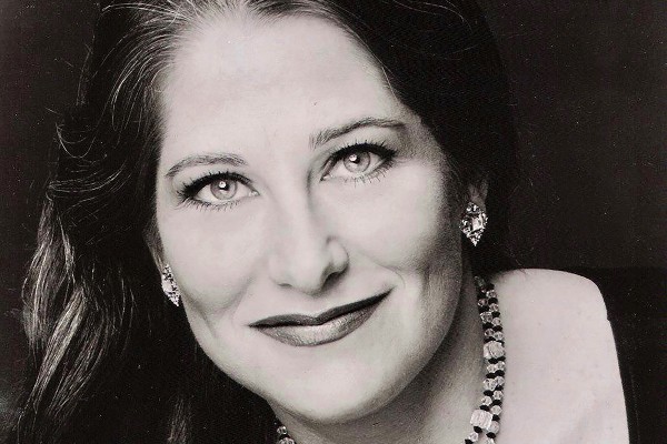 Cantorial Art and the Female Voice: An Interview with Faith Steinsnyder