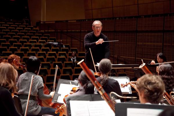 A Maestro's Mind and Musings on Jewish Music