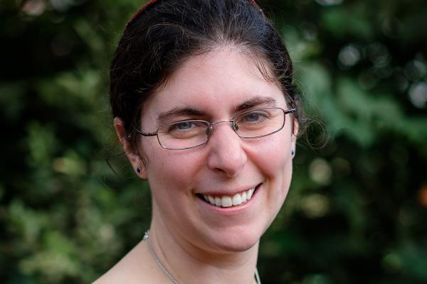 Finding What Makes the World More Beautiful: An Interview with Vera Broekhuysen