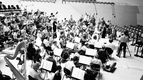 Jorge Mester, Matthew Kirchner & Members of the Barcelona Symphony