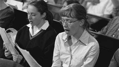 Members of the New London Children's Choir