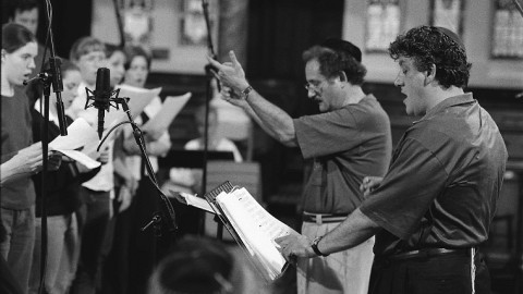 Neil Levin, Cantor Aaron Bensoussan and Members of the New London's Children Choir