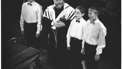 Cantor Benzion Miller