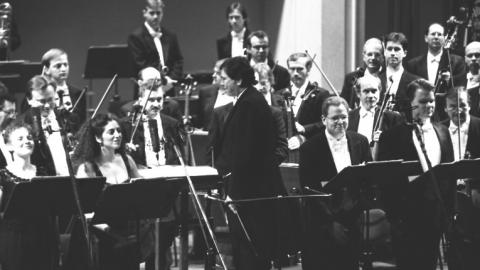 Gerard Schwarz, Carol Meyer, Elizabeth Shammash, Richard Clement, Ted Christopher & Members of the Czech Philharmonic Orchestra