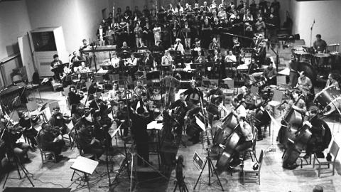 Gerard Schwarz, Robert Brubaker, the Ernst Senff Choir & the Rundfunk-Sinfonieorchester Berlin