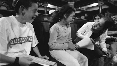 Members of the New London Children's Choir