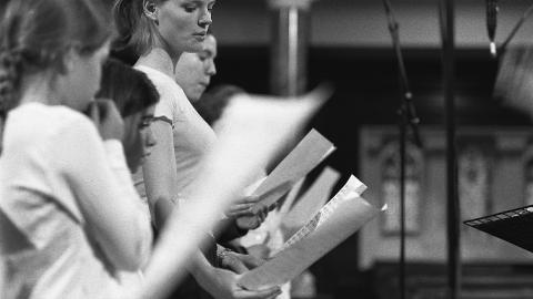Members of the New London Children's Choir