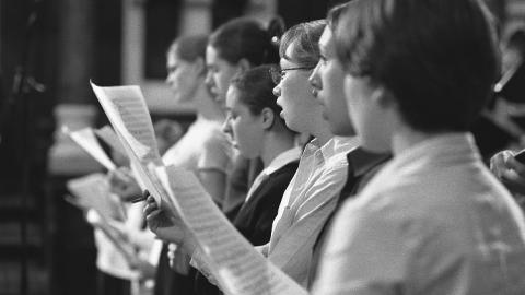 Members of the New London Children's Choir
