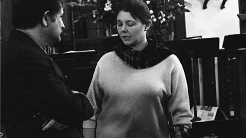 Neil Levin & member of the BBC Singers