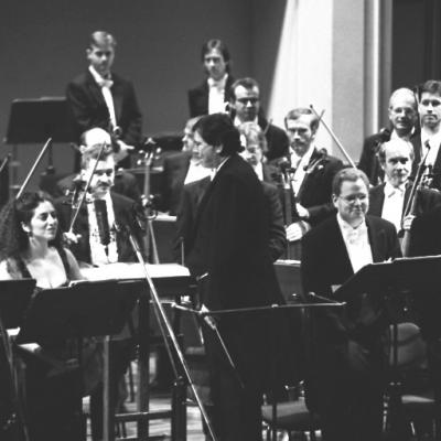 Gerard Schwarz, Carol Meyer, Elizabeth Shammash, Richard Clement, Ted Christopher & Members of the Czech Philharmonic Orchestra