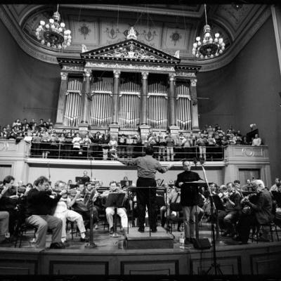 Gerard Schwarz, Czech Philharmonic Orchestra & the Prague Philharmonic Chorus