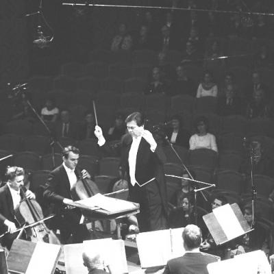 Gerard Schwarz & Members of the Czech Philharmonic Orchestra