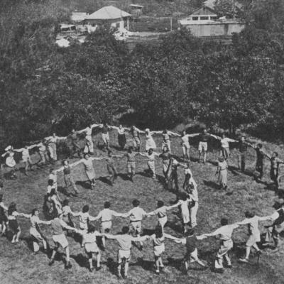 Hora Dancers