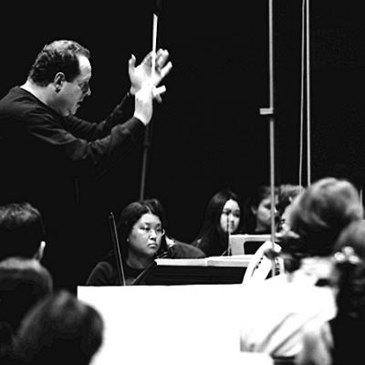 Kenneth Kiesler and members of the University of Michigan Opera Theater