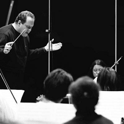 Kenneth Kiesler and members of the University of Michigan Symphony Orchestra