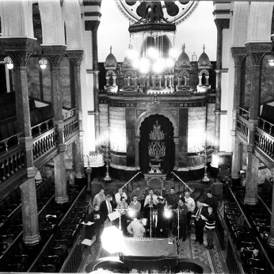 Neil Levin and the London Synagogue Singers
